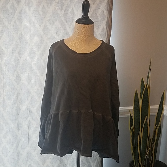 Style & Co. Tops - NWOT Style & Co Peplum Sweatshirt